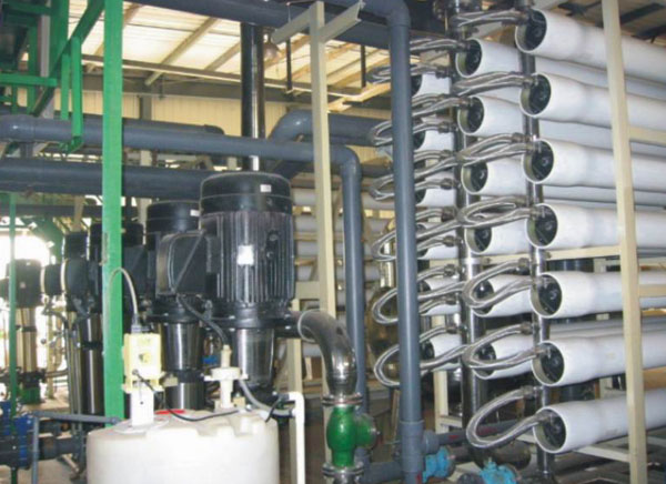 ���̰���